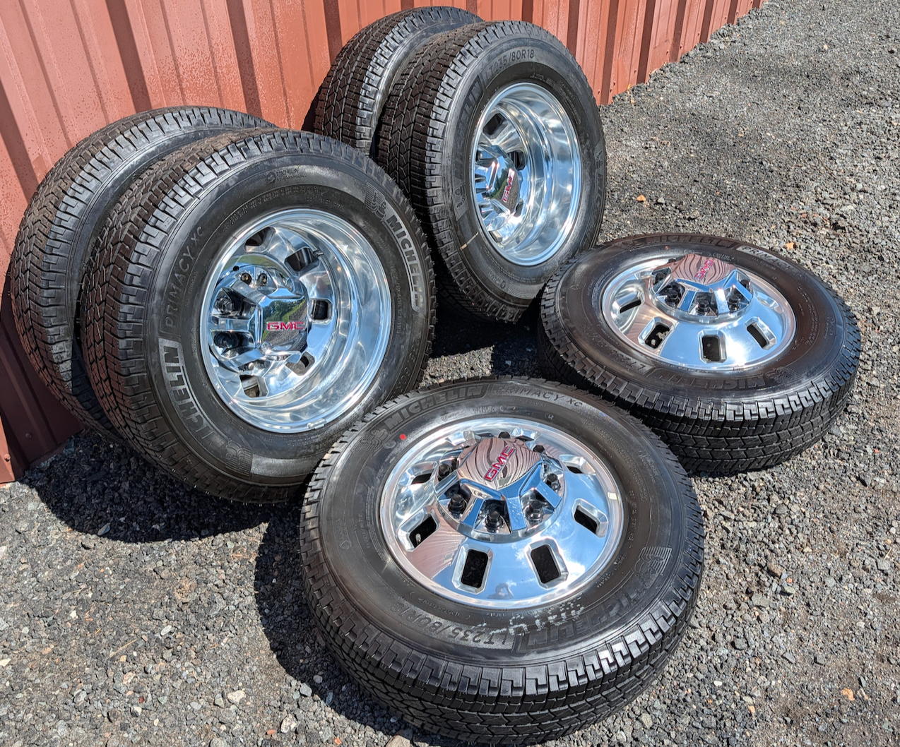 Polished Aluminum Chevrolet Silverado 3500HD / GMC Sierra 3500HD Dually OEM 18” Wheels