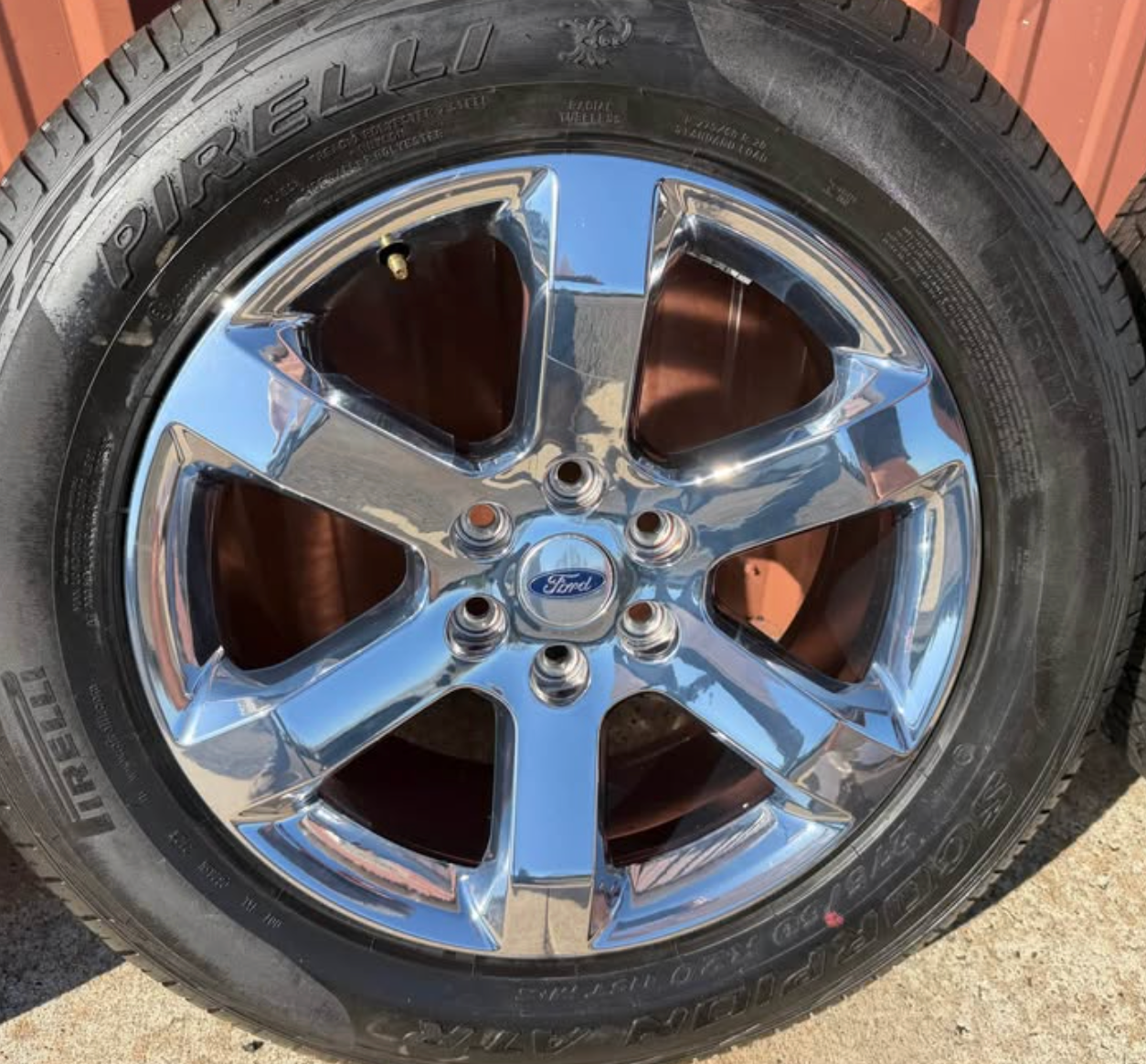 Ford F-150 20” Chrome King Ranch Lariat wheels & tires 6x135