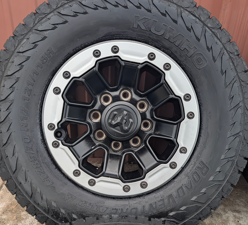 Machined Ram 2500 / 3500 Power Wagon OEM 17” Wrapped in Kumho Road Venture AT52 LT285/70R17