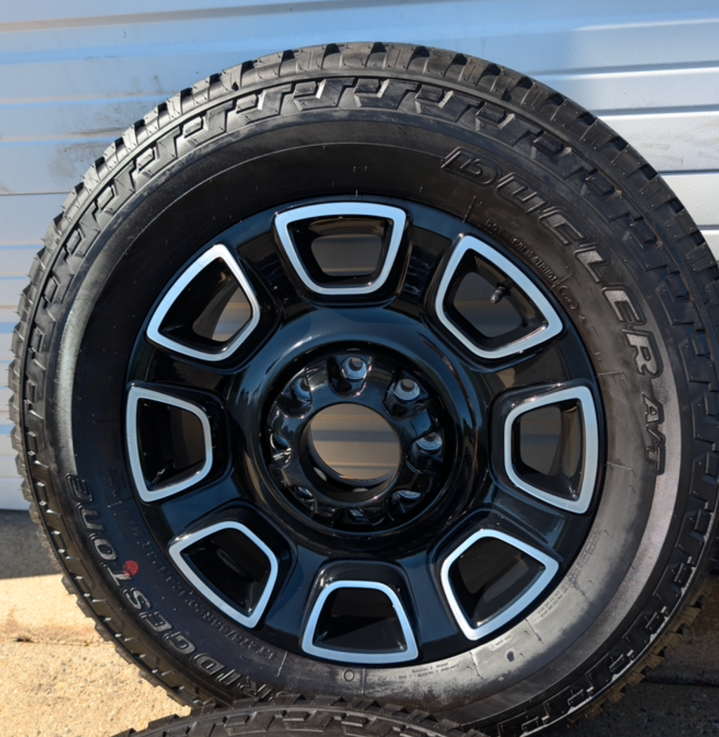NEW 2026 Black Machined Ford F-250 / F-350 Super Duty Platinum OEM wheels & tires (8x170)