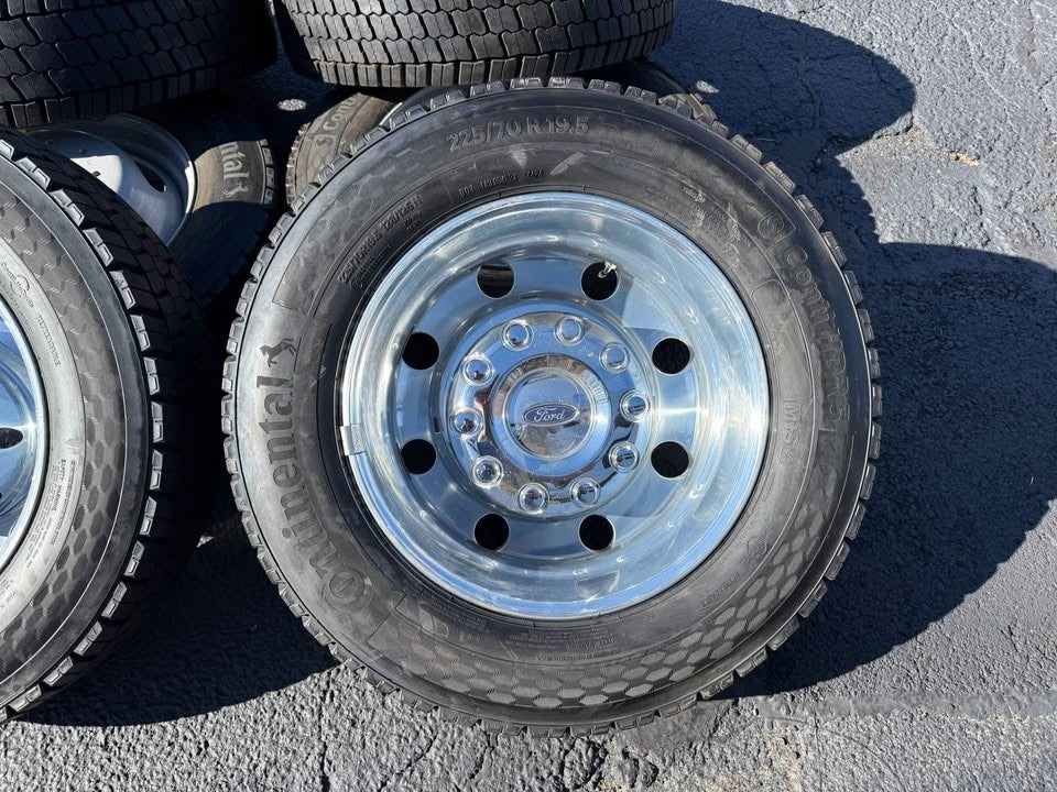 NEW 2025 Ford F-450 Factory Wheels & Tires