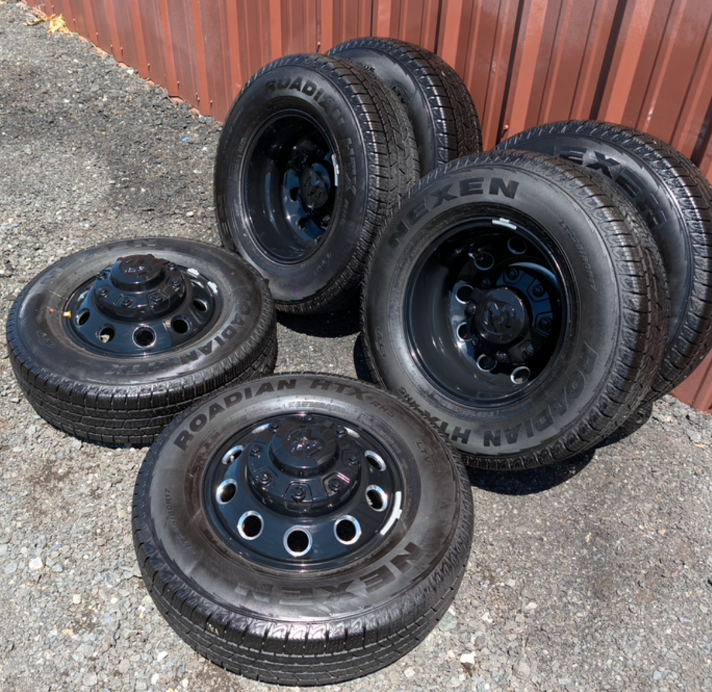 OEM 17” Gloss Black Aluminum Dodge RAM 3500 Night Edition Dually Wheels.