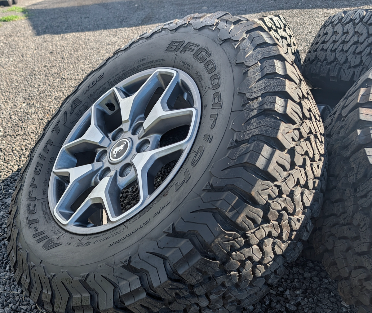 Machined Ford Bronco Wildtrak OEM 17” Wrapped in BFGoodrich All-Terrain T/A KO2 LT285/70R17