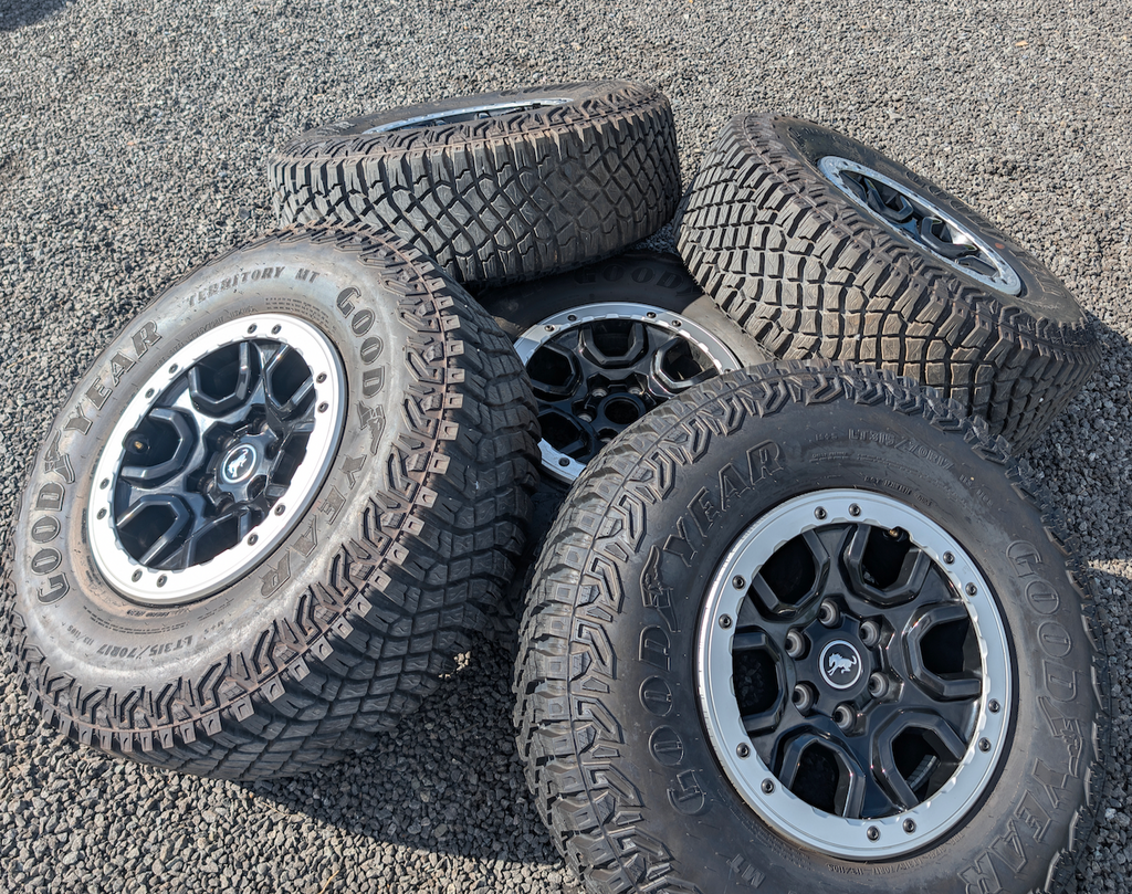 Machined Ford Bronco Sasquatch OEM 17” Wrapped in Goodyear Wrangler Territory M/T LT315/70R17
