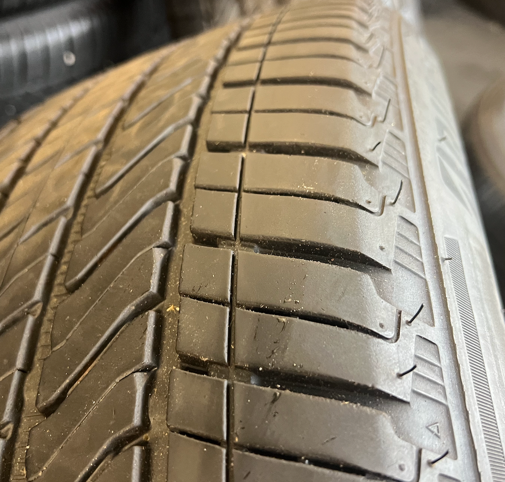 Machined Chevrolet Tahoe / Suburban RST OEM 22” Wrapped in Bridgestone 275/50R22