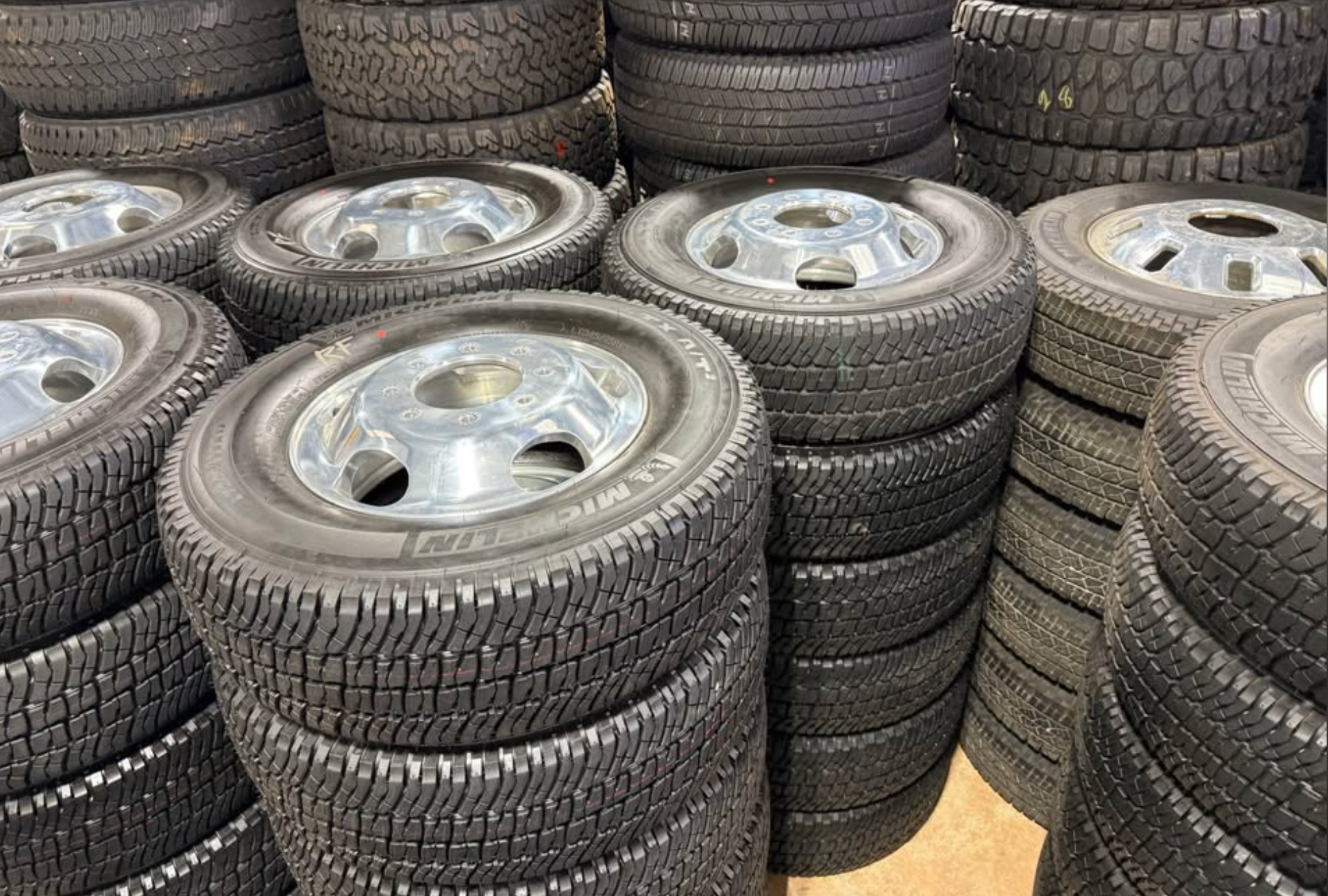 NEW 2026 Ford F-350 Dually OEM wheels & tires (8x200)
