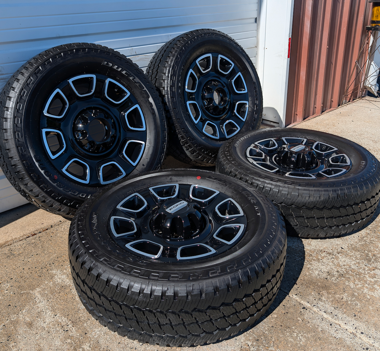 NEW 2026 Black Machined Ford F-250 / F-350 Super Duty Platinum OEM wheels & tires (8x170)
