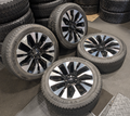 Machined Ford Expedition Platinum OEM 22” Wrapped in Michelin Primacy LTX 275/50R22