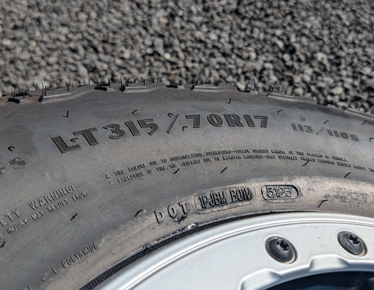 Machined Ford Bronco Sasquatch OEM 17” Wrapped in Goodyear Wrangler Territory M/T LT315/70R17