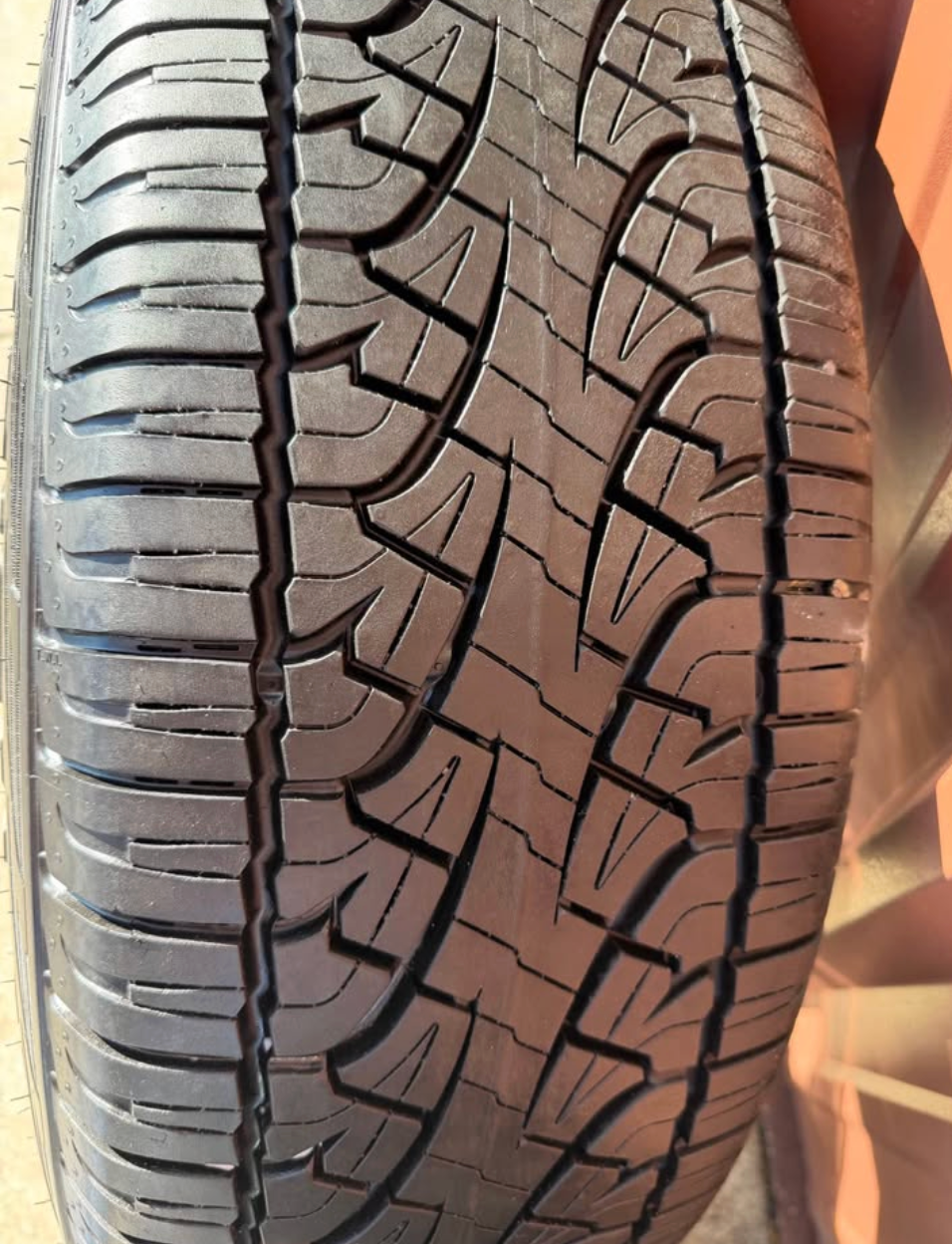 Ford F-150 20” Chrome King Ranch Lariat wheels & tires 6x135