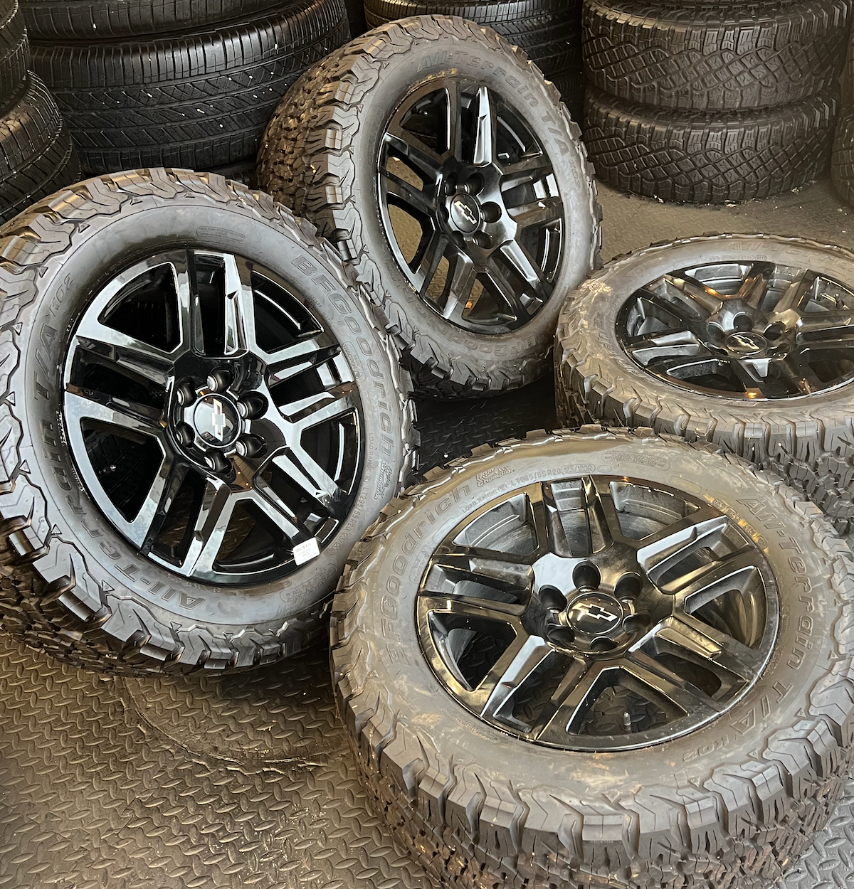 OEM 20” Gloss Black Trail Boss Wheels wrapped in BFGoodrich All-Terrain T/A tires.