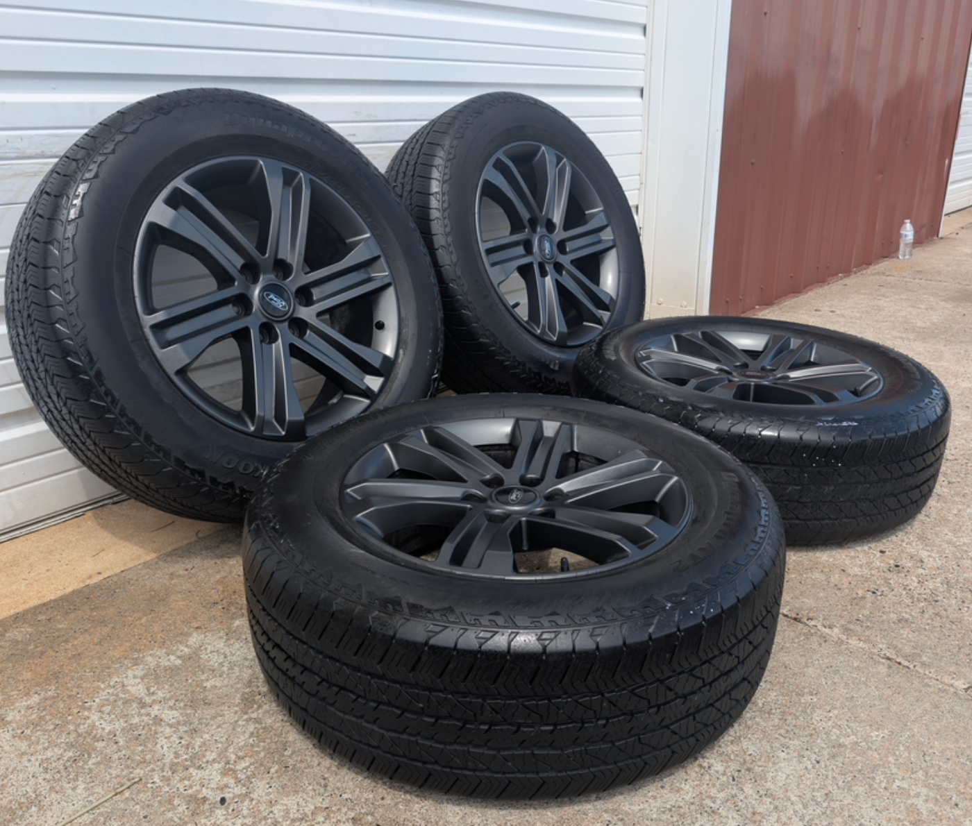 Gray Ford F-150 XLT Sport / Lariat Sport OEM 20” Wrapped in Hankook Dynapro AT2 275/60R20