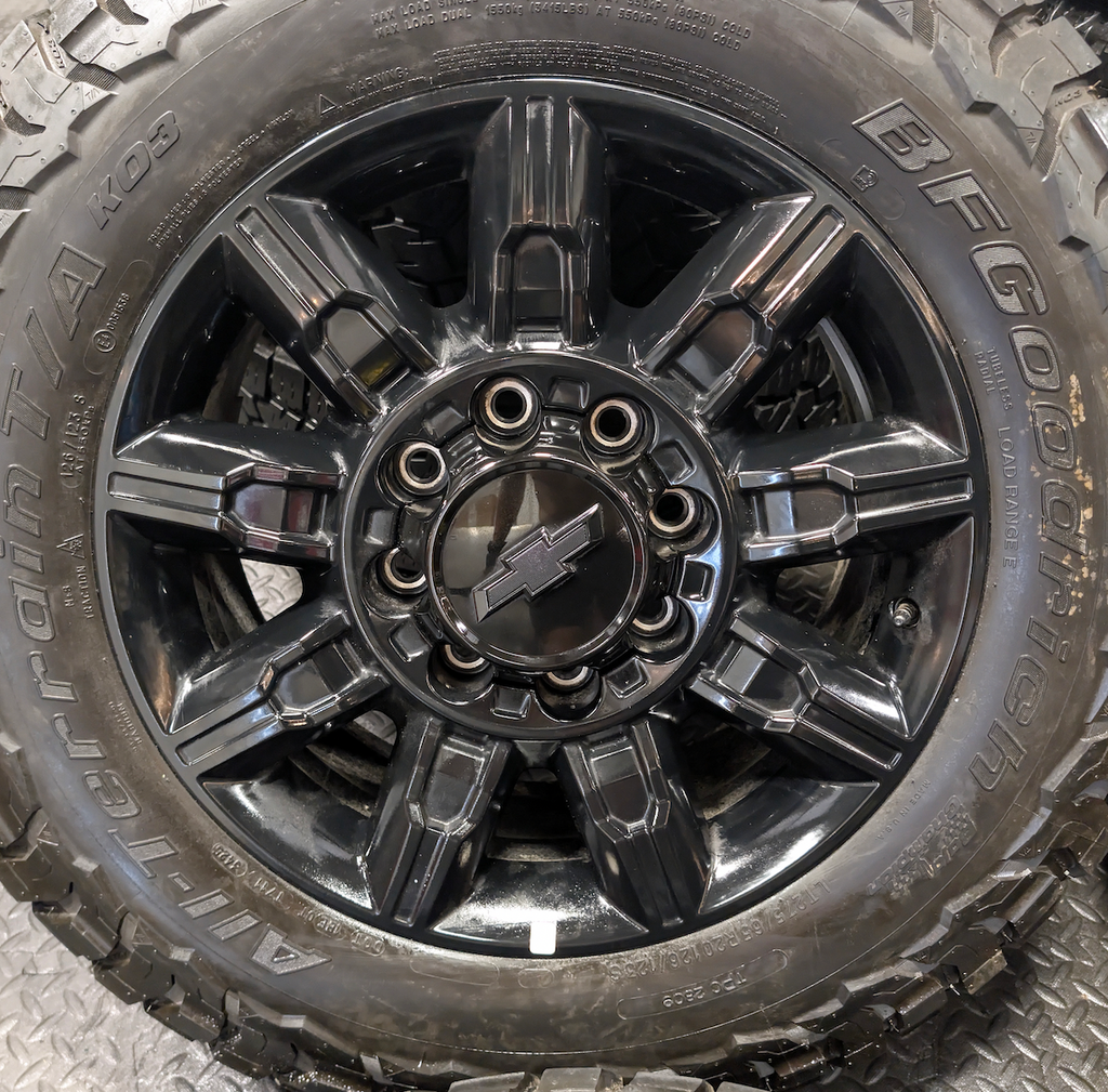Gloss Black GM 2500HD / 3500HD OEM 20” Wrapped in BFGoodrich All-Terrain T/A KO3 LT275/65R20