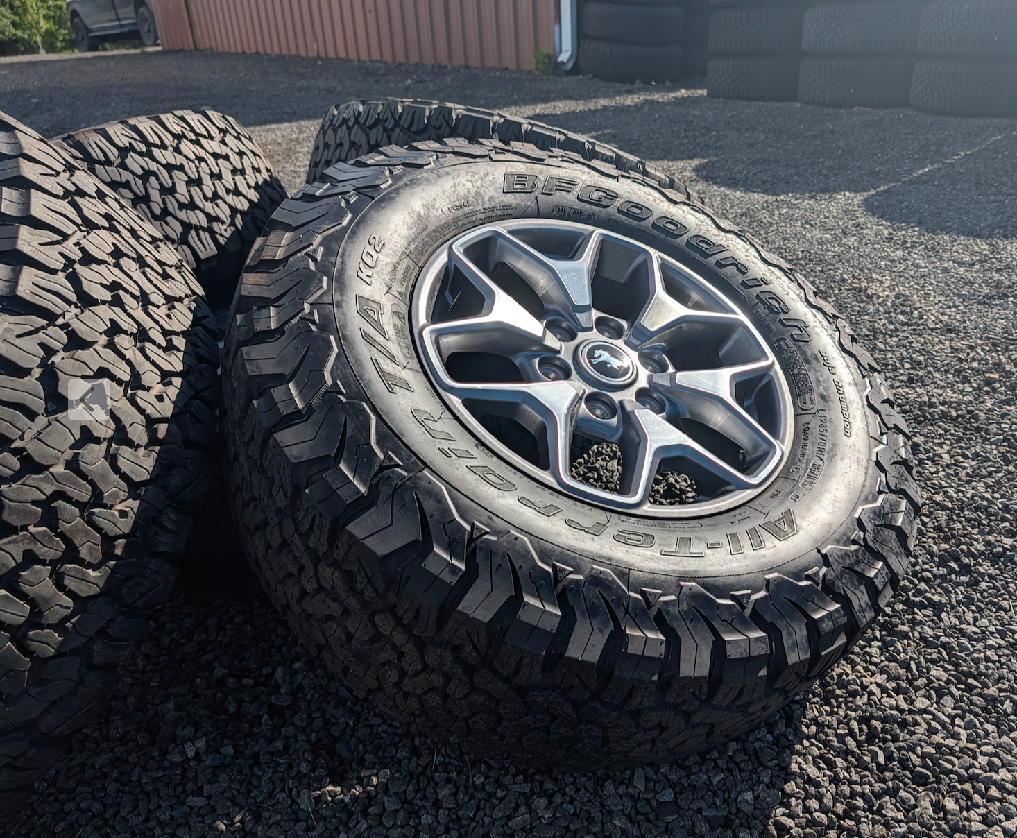 Machined Ford Bronco Wildtrak OEM 17” Wrapped in BFGoodrich All-Terrain T/A KO2 LT285/70R17