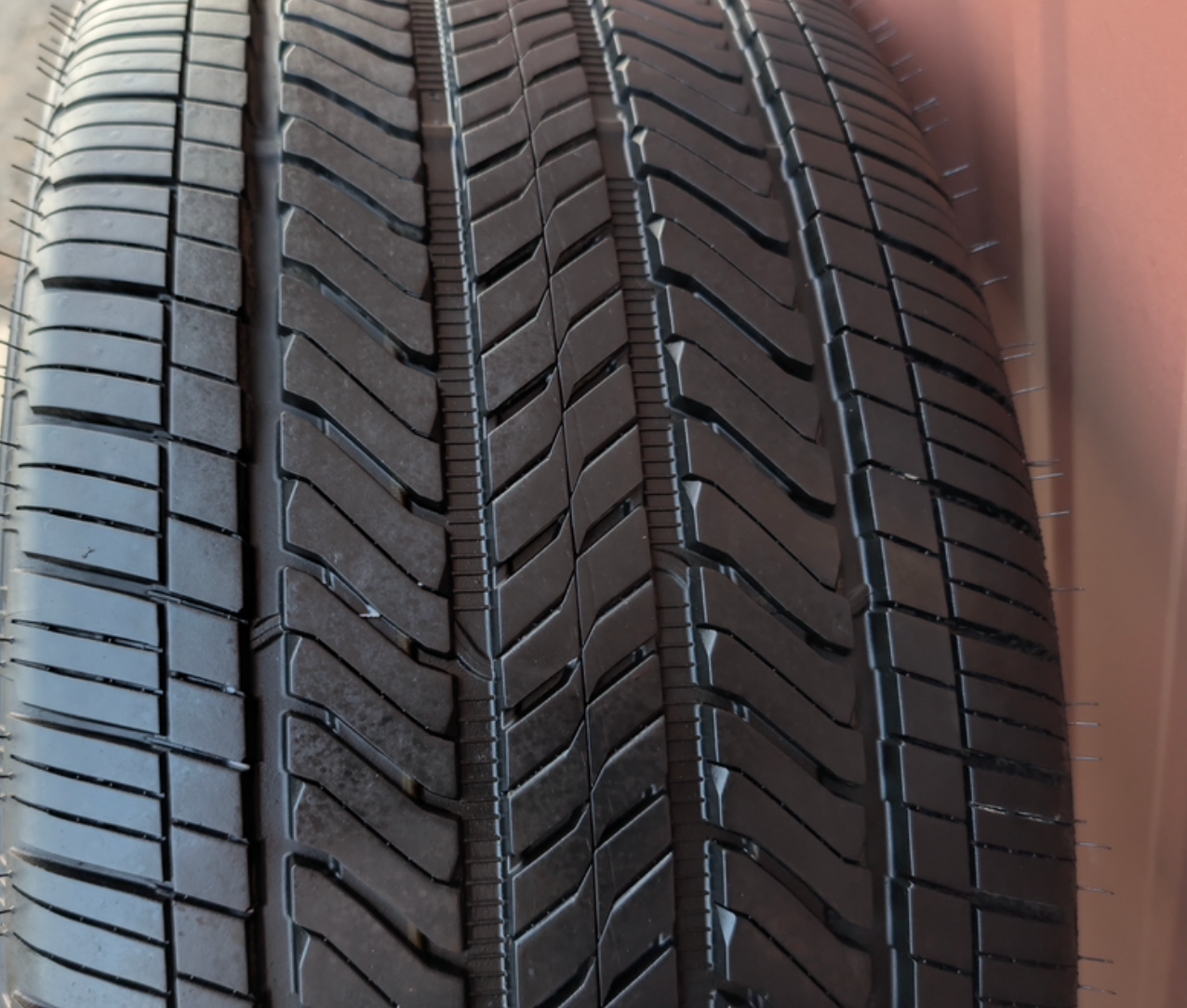Machined GMC Yukon Denali Ultimate OEM 24” Wrapped in Bridgestone Alenza A/S 02 285/40R24